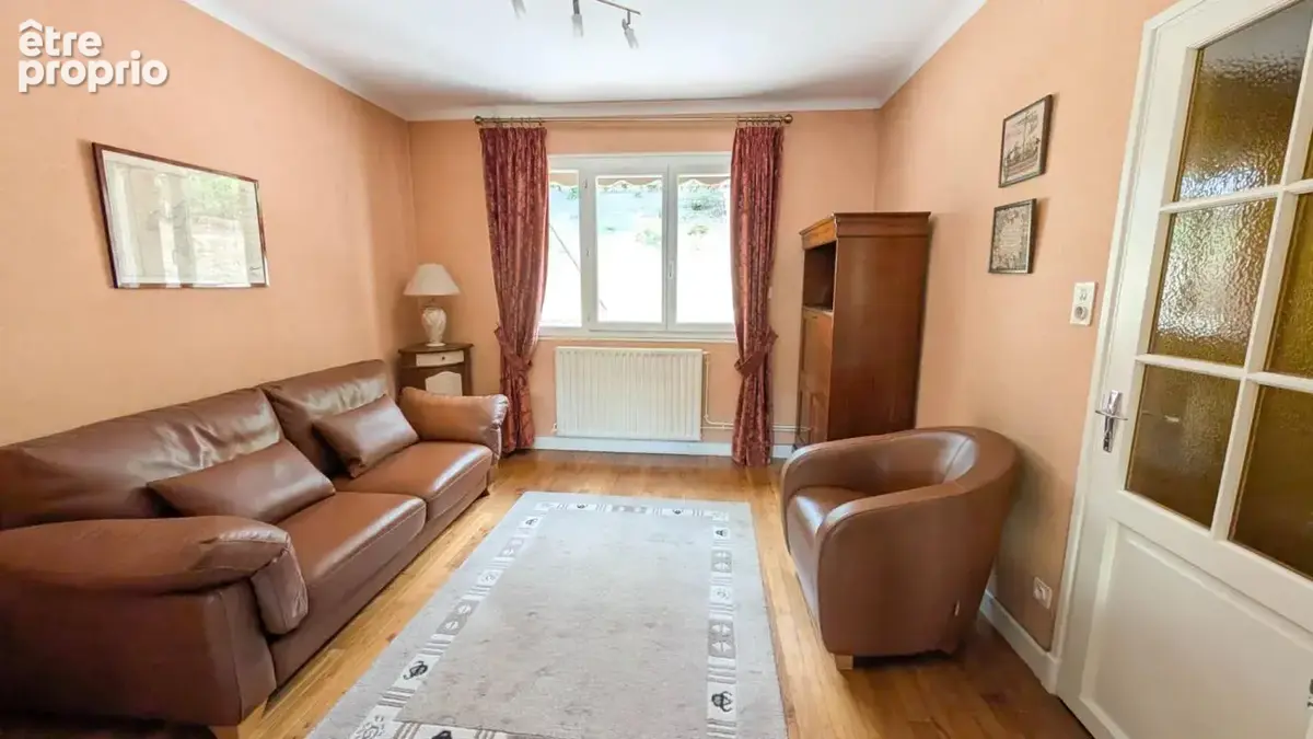 169 900 Euros - Brive HOPITAL Maison 4 pièces 83 m2 avec CLIM, 3 chambres + 2 garages - buanderie, terrasse et jardin - photo 5