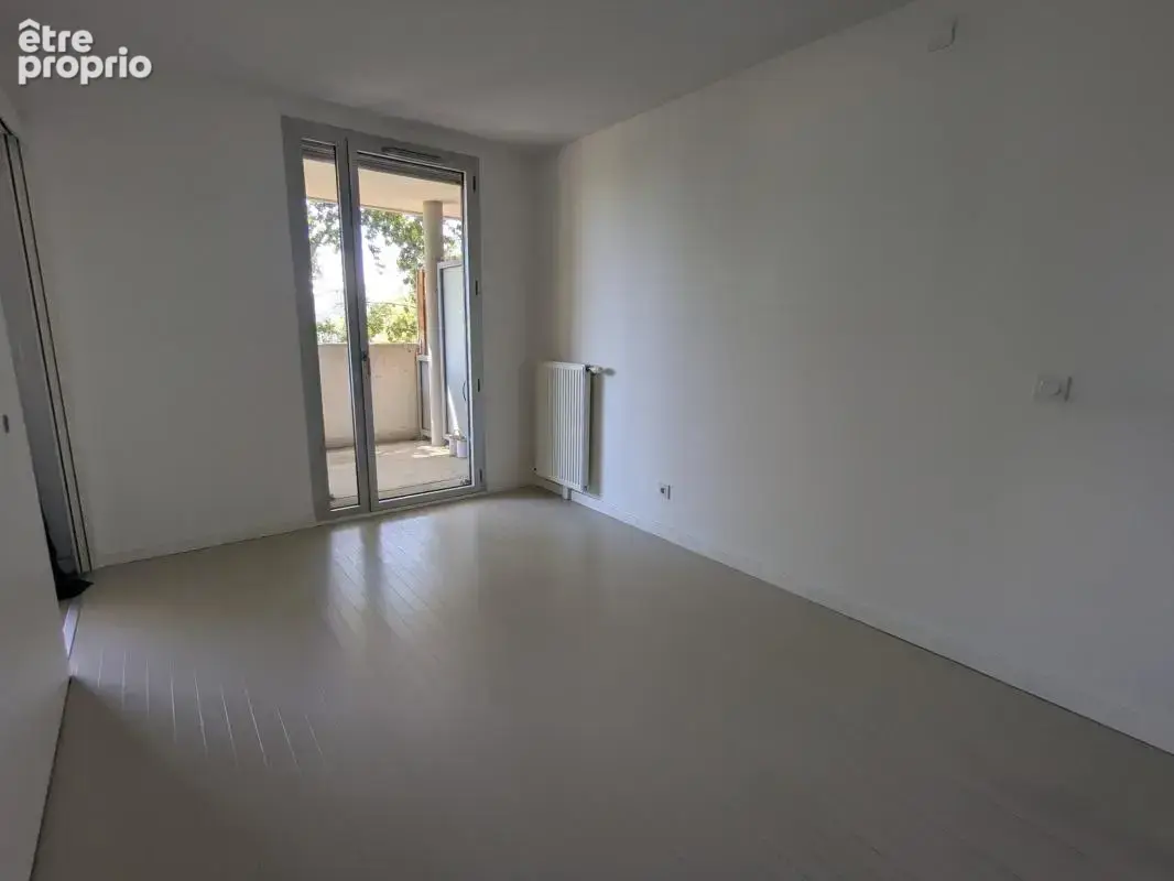 T2 avec balcon et parking -  Bel Air Bègles / Villenave - photo 13