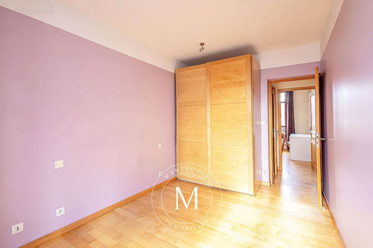 Appartement à MONTROUGE