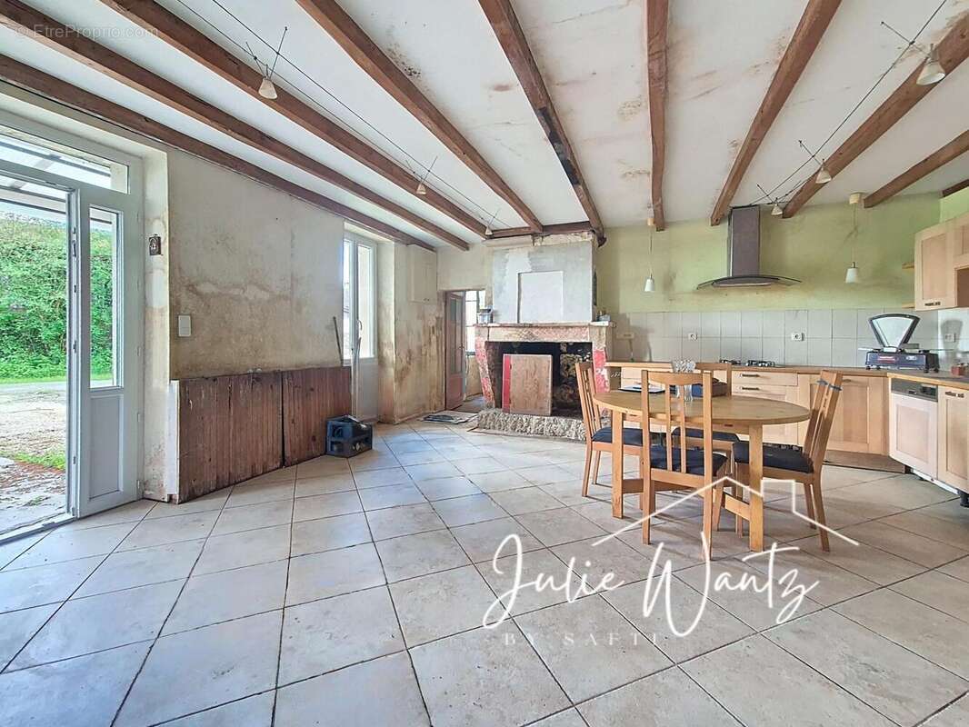 Photo 5 - Maison à SAINT-SAVIN
