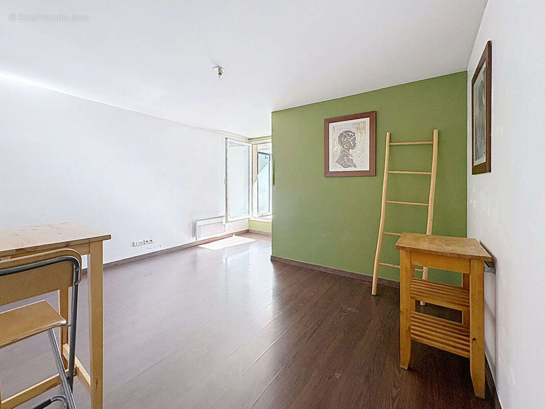 Appartement à ROMAINVILLE