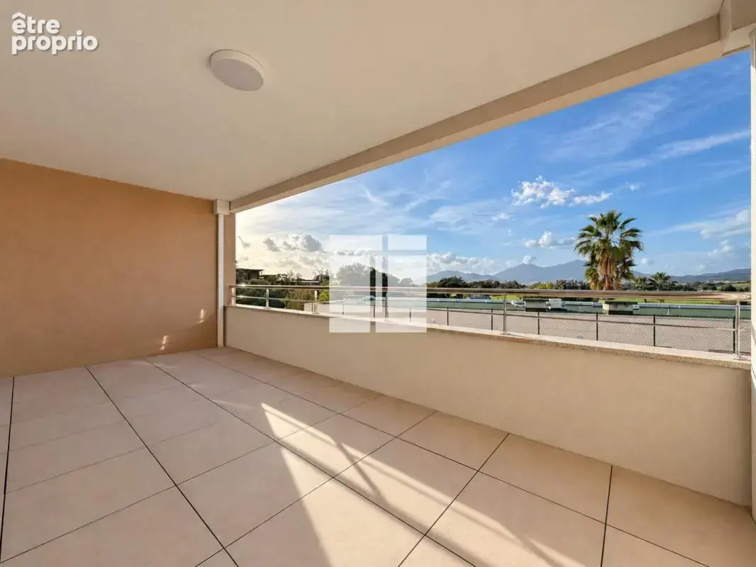 T2 neuf avec terrasse de 17 m² et vue dégagée - photo 2