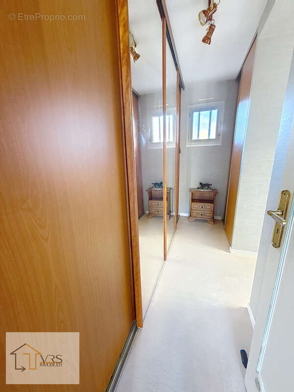 Maison à SAINT-ESTEVE