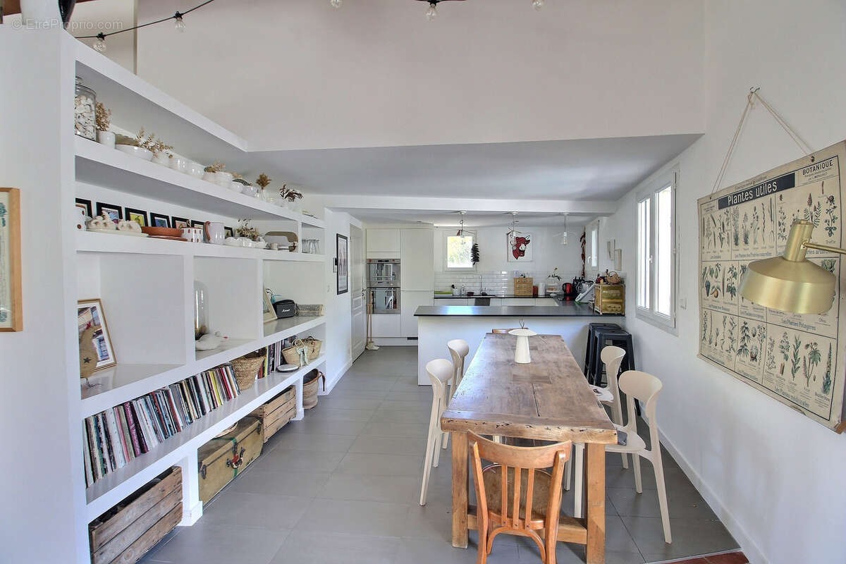 Maison à SAINT-MARTIN-DE-LONDRES