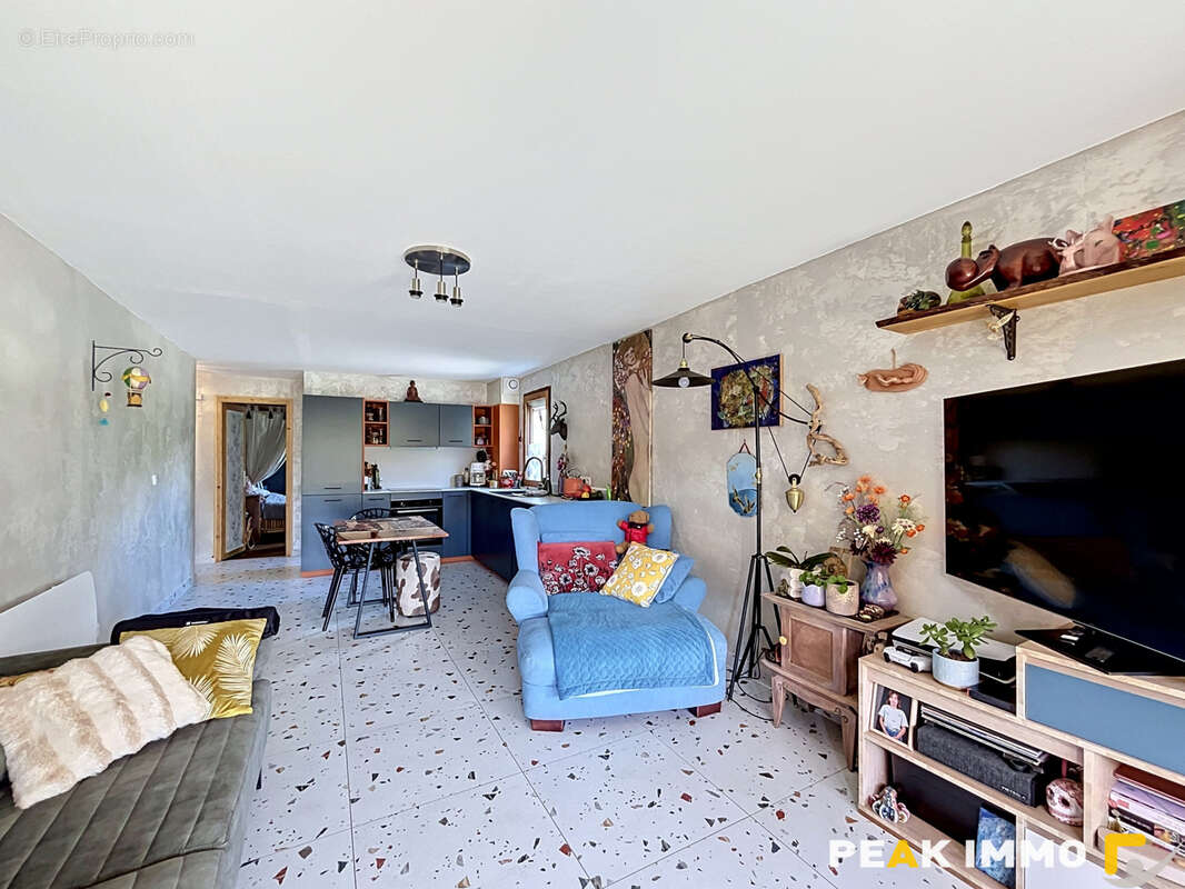 Appartement à SALLANCHES