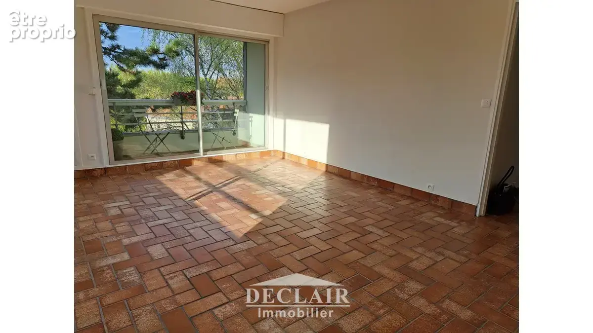 Appartement à VERSAILLES