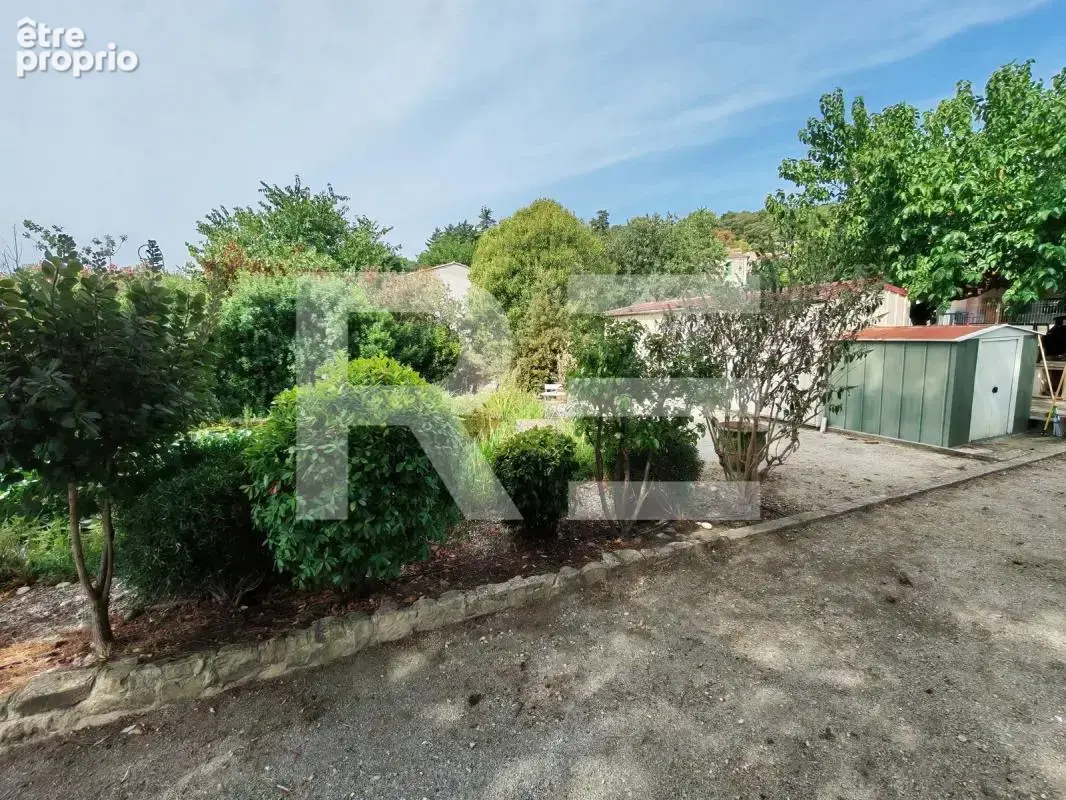 Maison de plain pied quatre chambres garage et jardin - photo 3