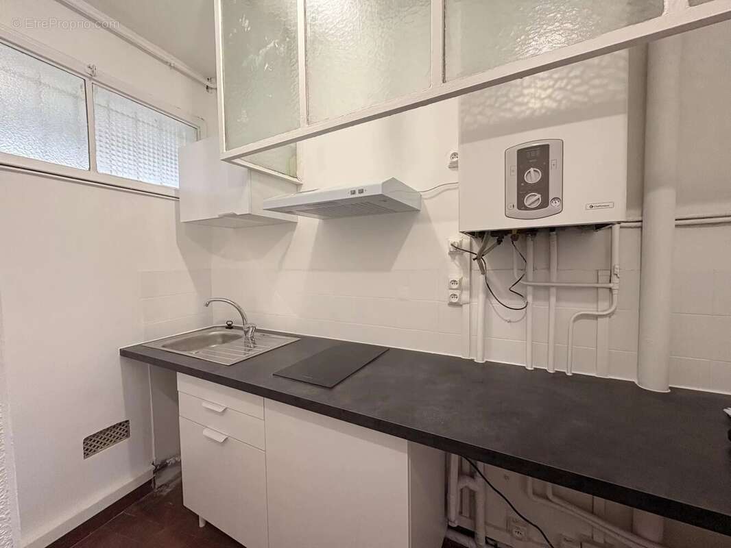 Vente appartement T2 - Busca / Port Saint-Sauveur - photo 2