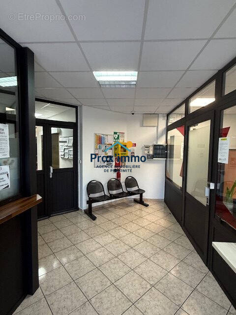 Commerce à SAINT-JOSEPH