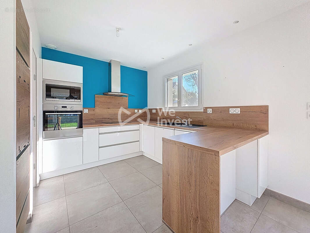 Maison à AGEN-D'AVEYRON