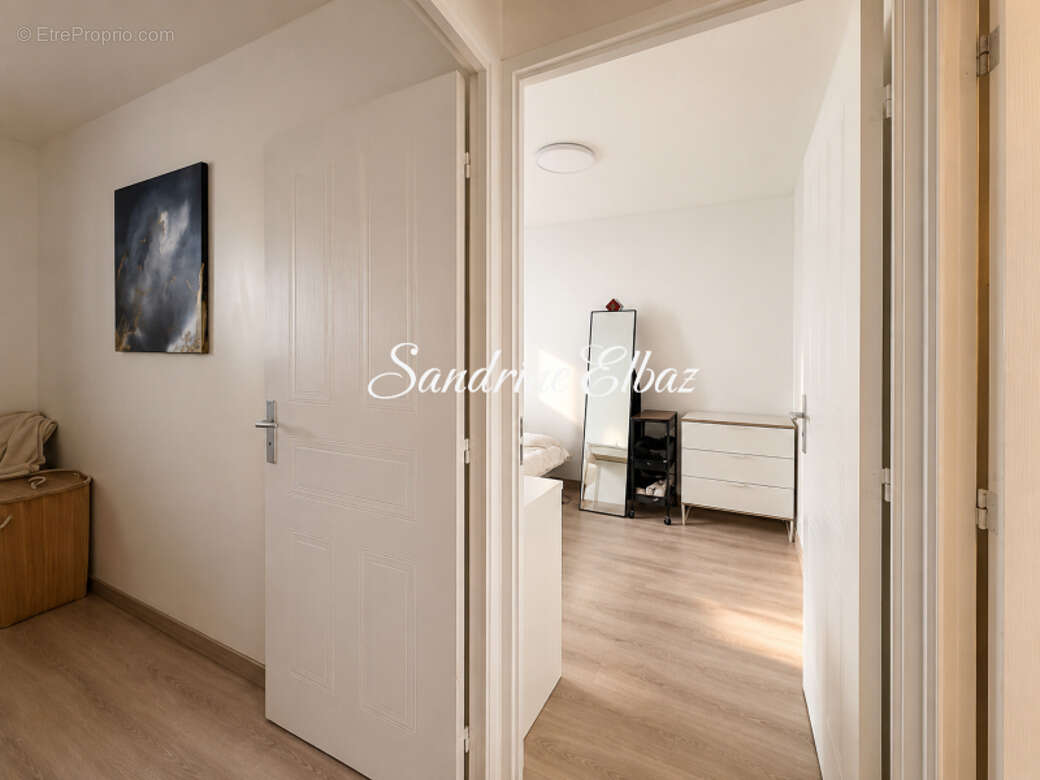 Appartement à PARIS-20E