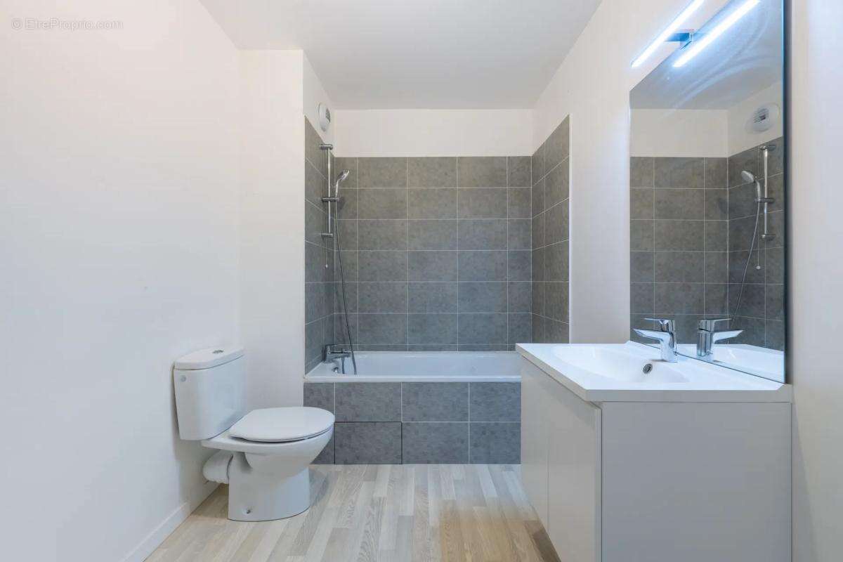 Appartement à STAINS