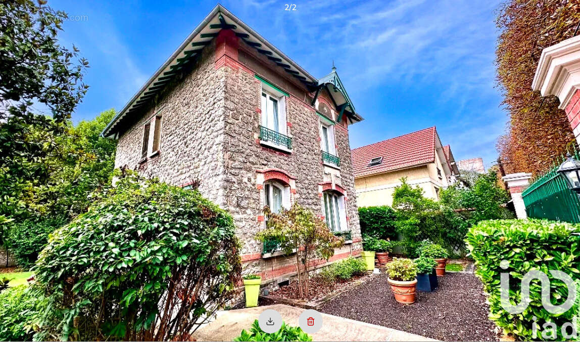 Photo 1 - Maison à SAINT-MAUR-DES-FOSSES