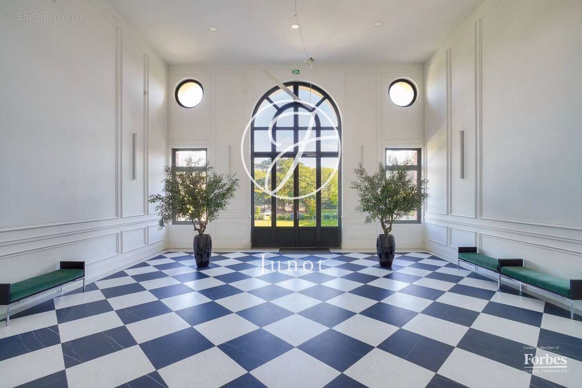Appartement à MAISONS-LAFFITTE