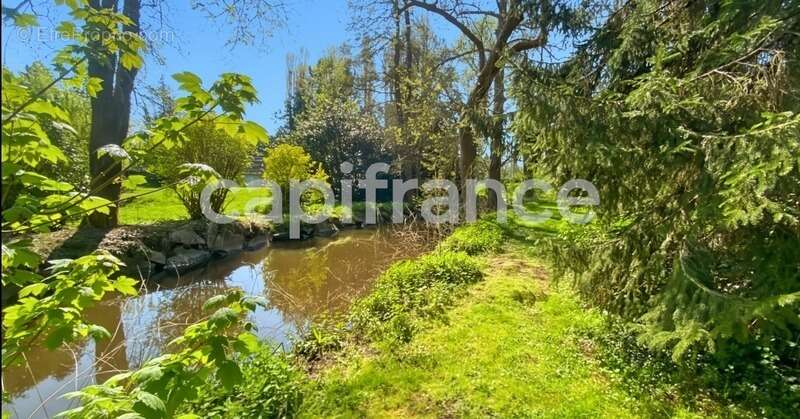 Maison à SAINT-LUBIN-DE-LA-HAYE