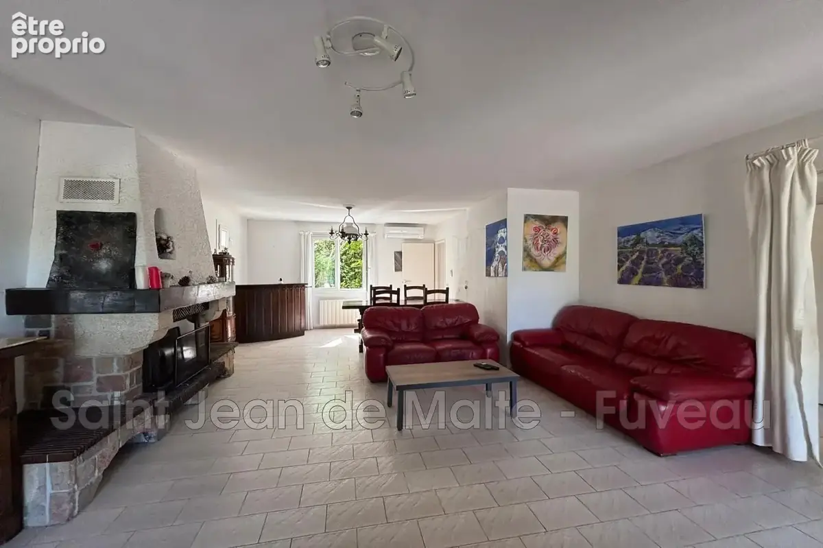 Maison 5 pièces 142 m² à vendre à Greasque (13850) - photo 3