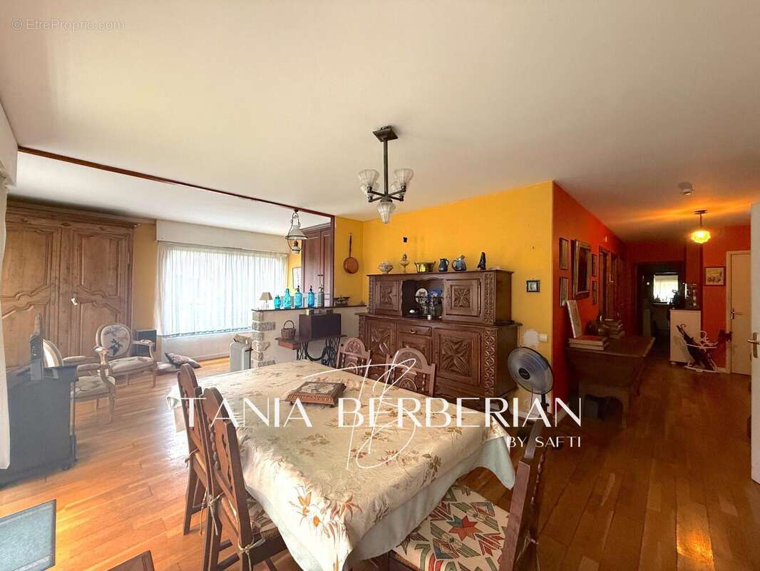 Appartement 97 m² à Versailles  - photo 6