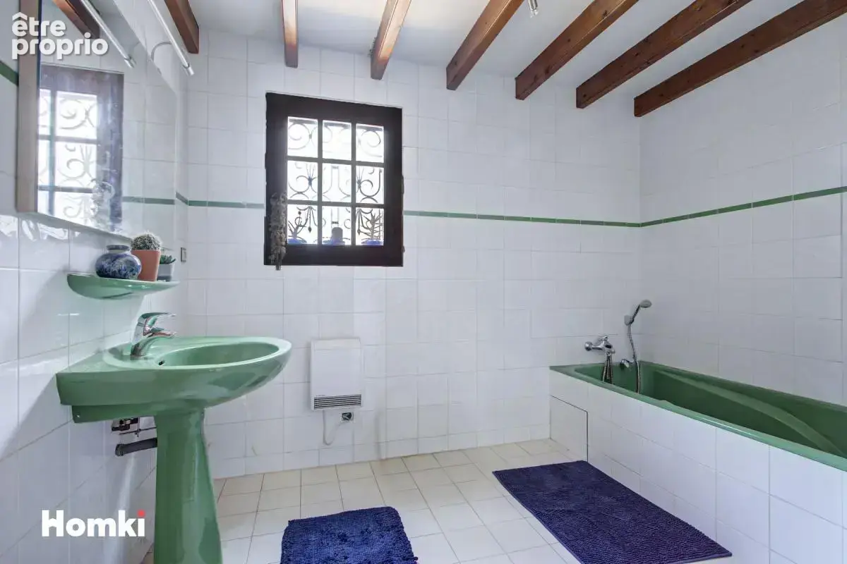 Maison/Villa T7 de 223 m² avec une indépendance à Saint-Cyprien 66750 - photo 21