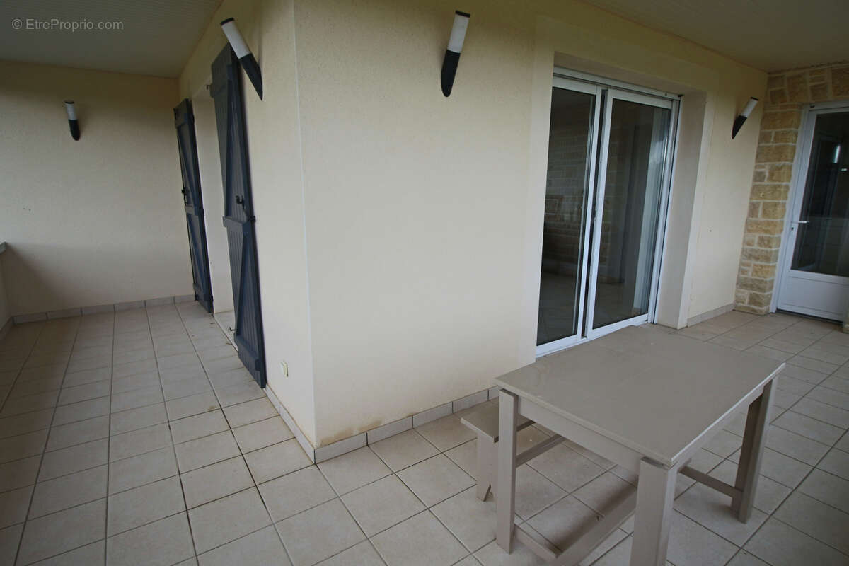 Maison à PUY-L&#039;EVEQUE