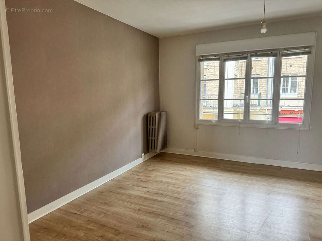 Appartement à FALAISE