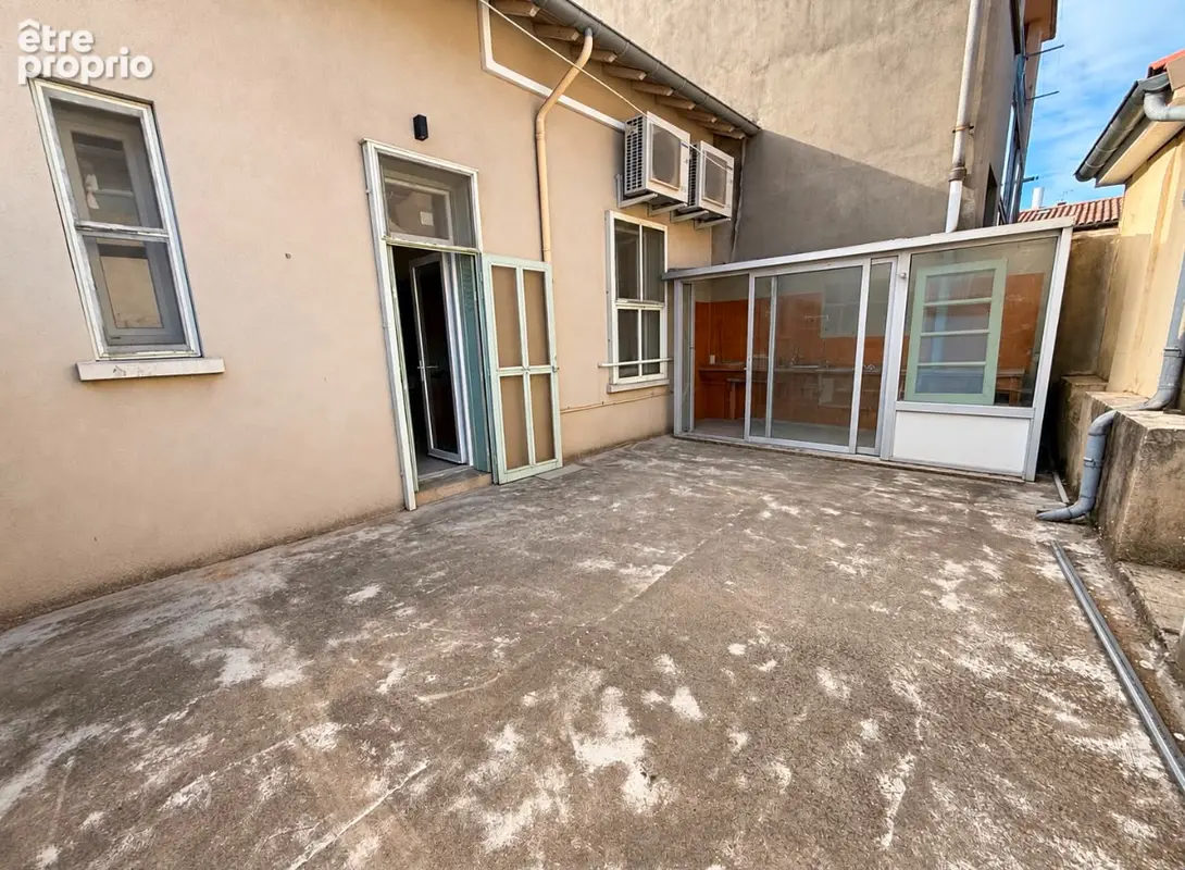 Maison de rue 102 m² - 5 chambres - Garage 90 m² - Valence - photo 10