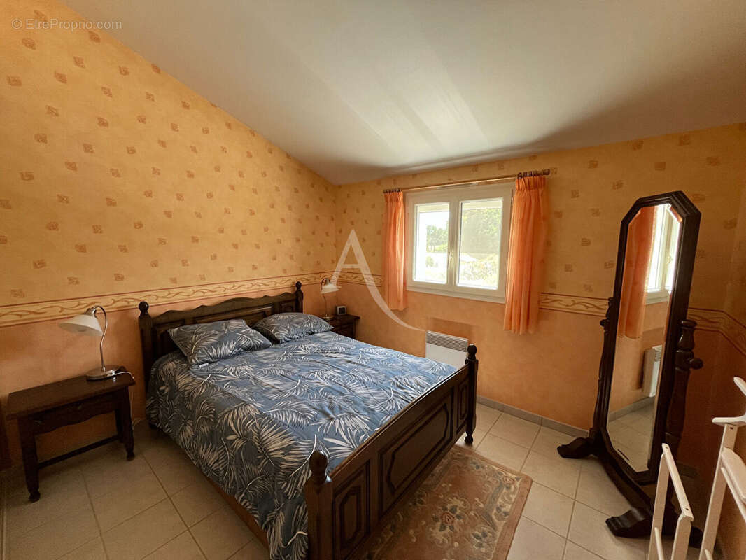 Maison Saint Vincent Sur Graon 9 pièce(s) 213 m2 - photo 9