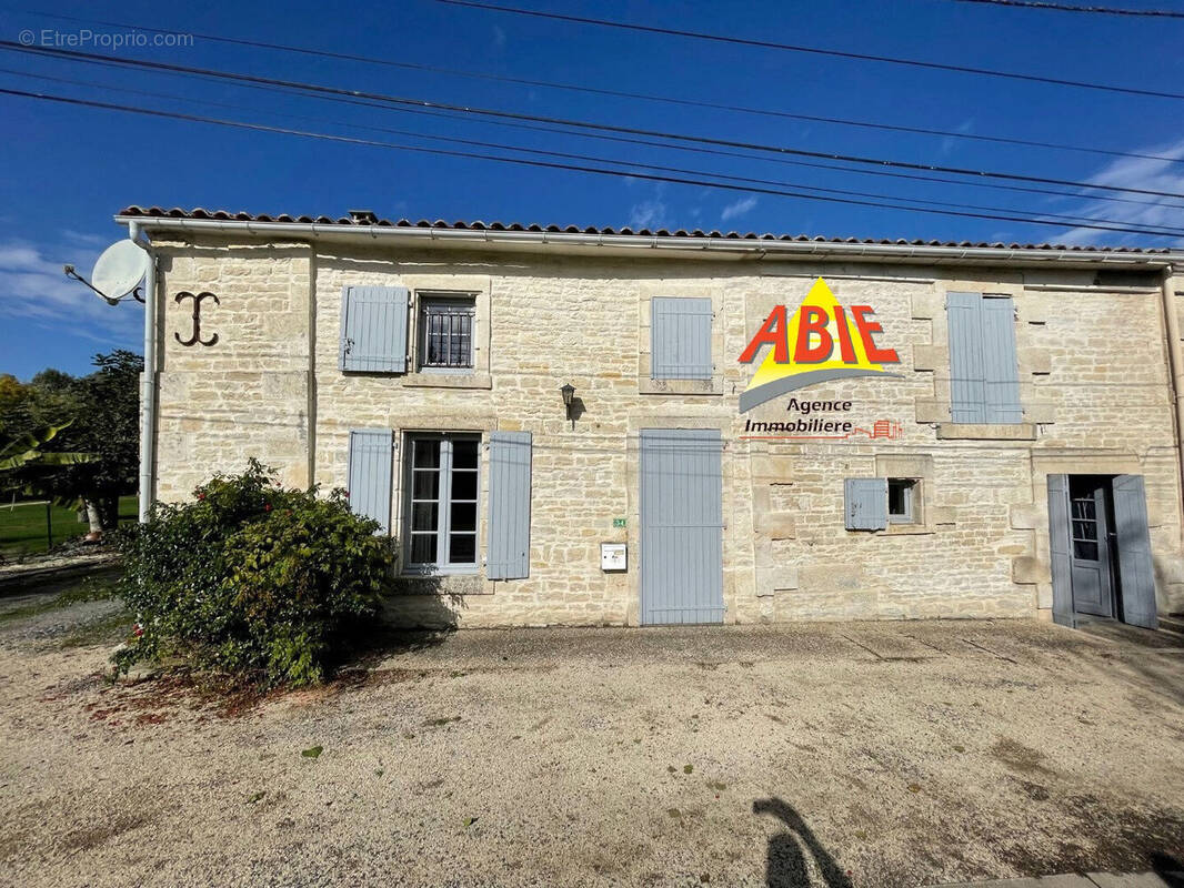 Photo 1 - Maison à LE MAZEAU