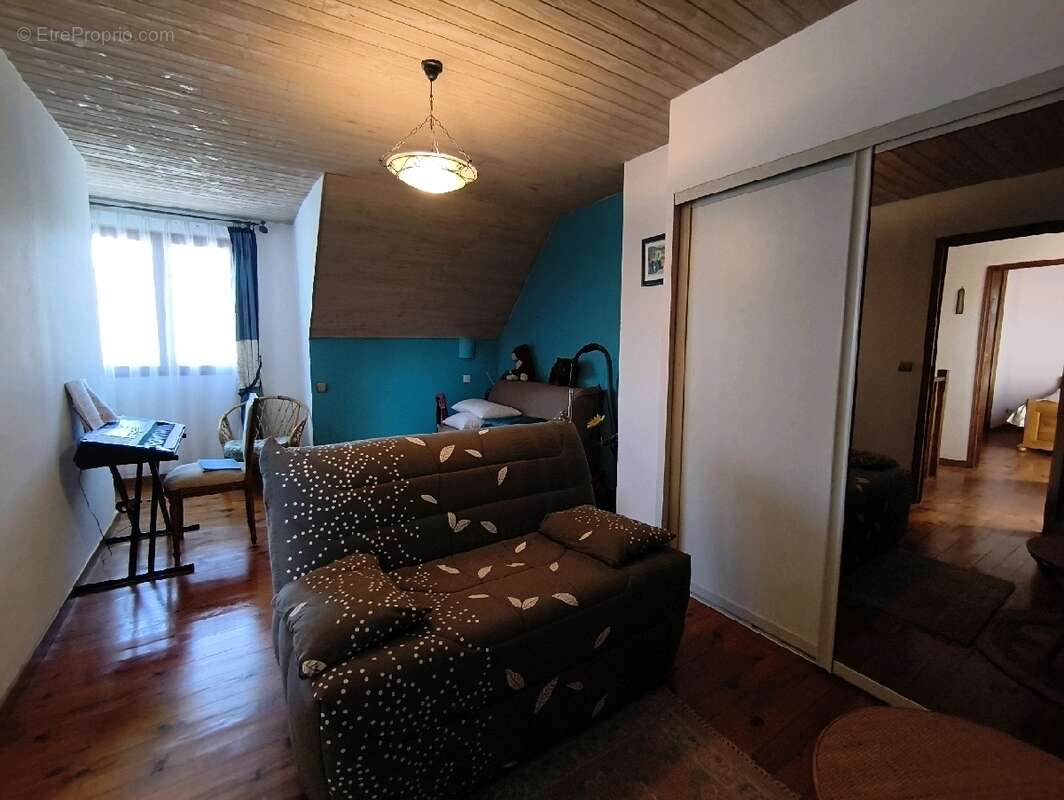 Maison à AUVERS-SUR-OISE