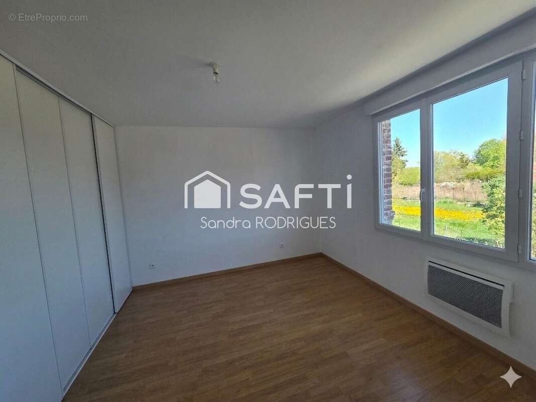 Photo 6 - Maison à LA FERE