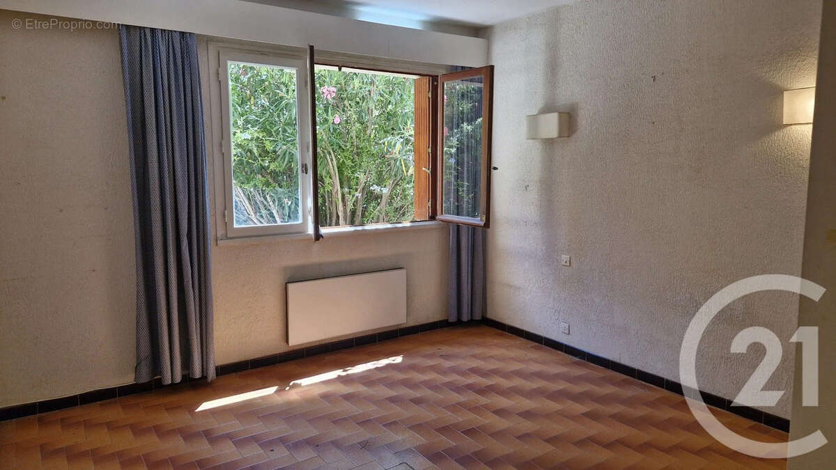 Appartement 45 m² à Le Lavandou  - photo 8