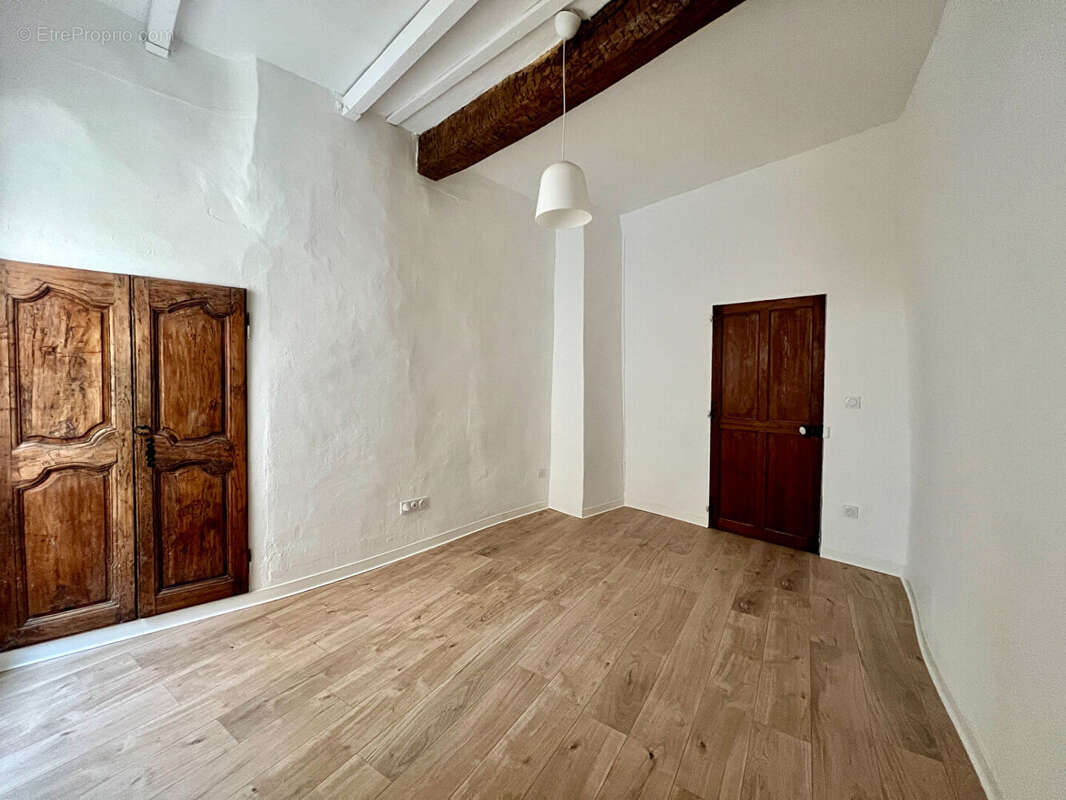 Appartement à THEZAN-LES-BEZIERS