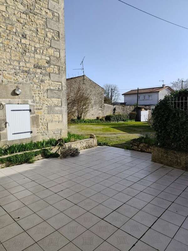 Maison à HIERSAC