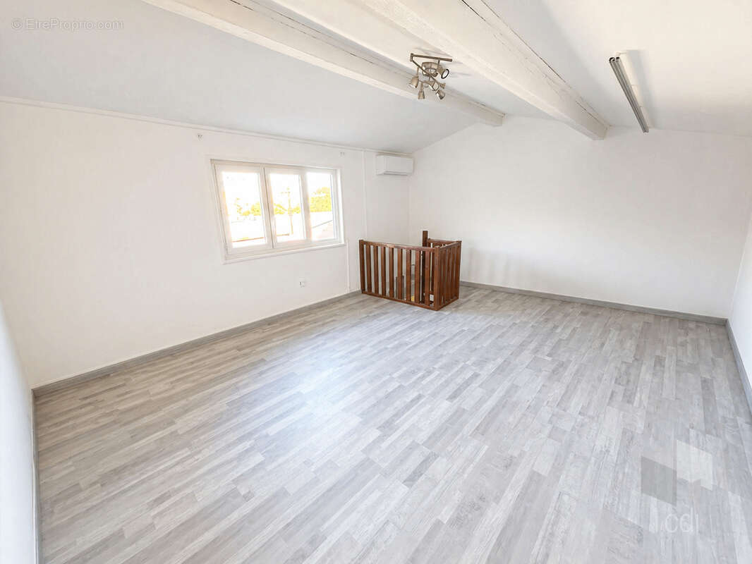 Appartement à MONTELIMAR