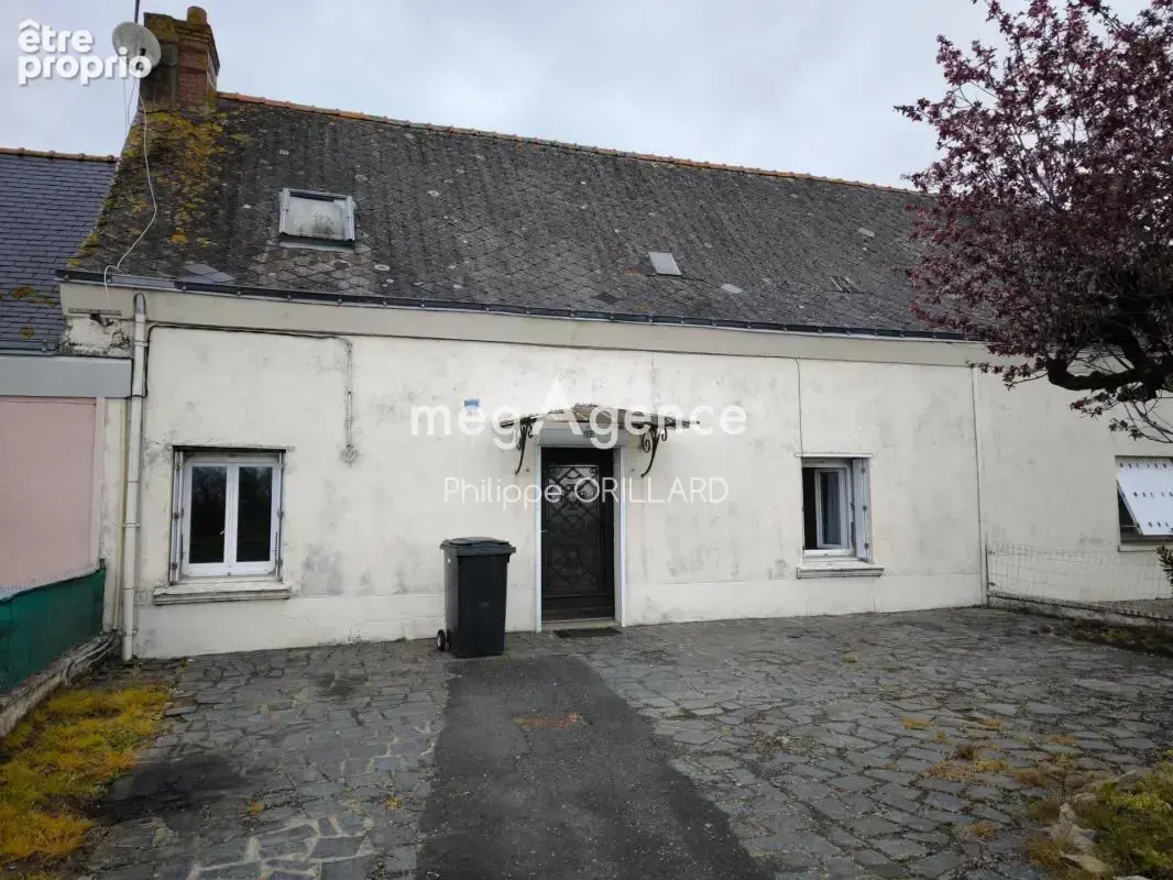 Maison à VERGONNES