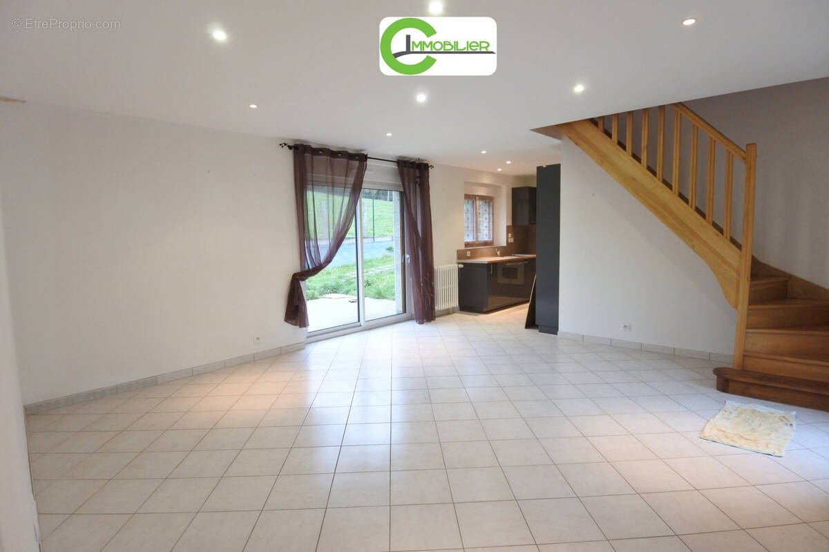 Maison à LA FERTE-BERNARD