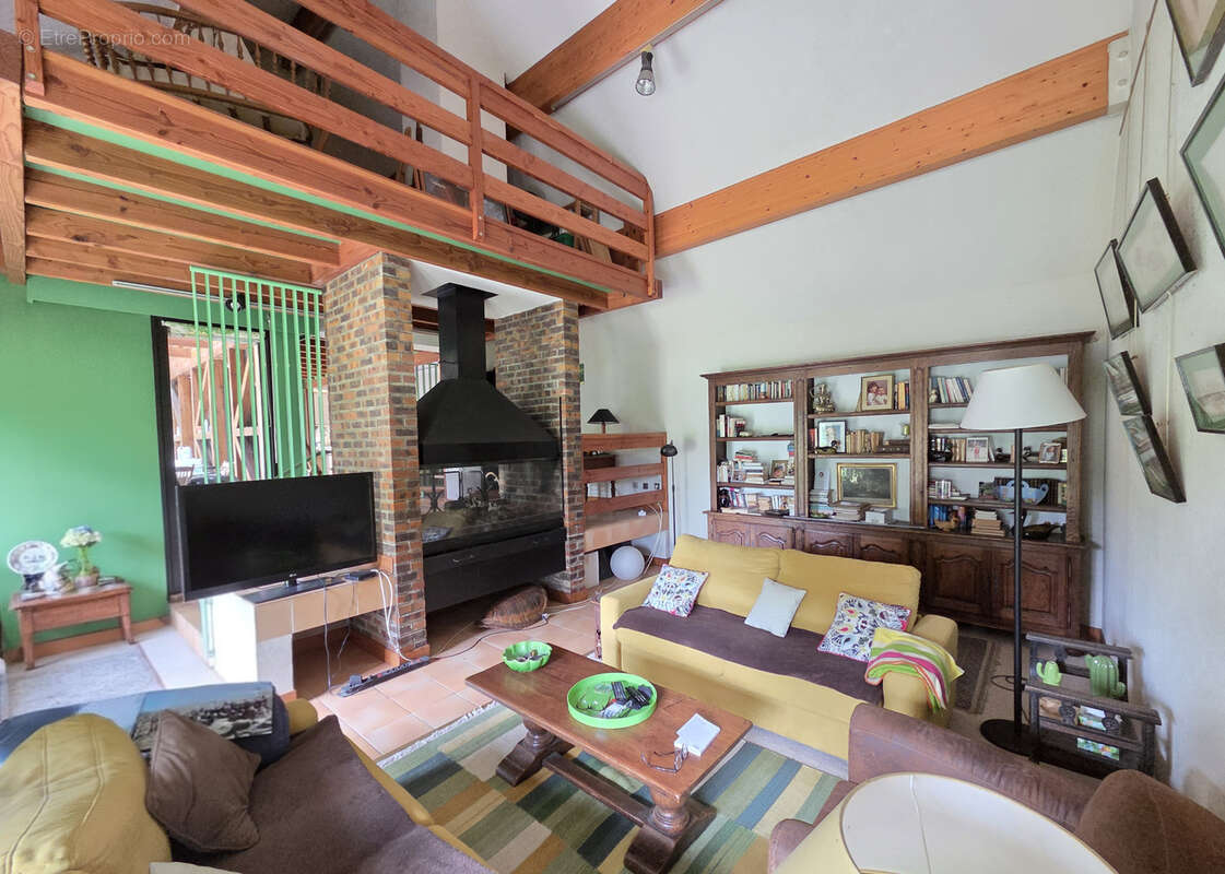 Maison à BRESSOLLES