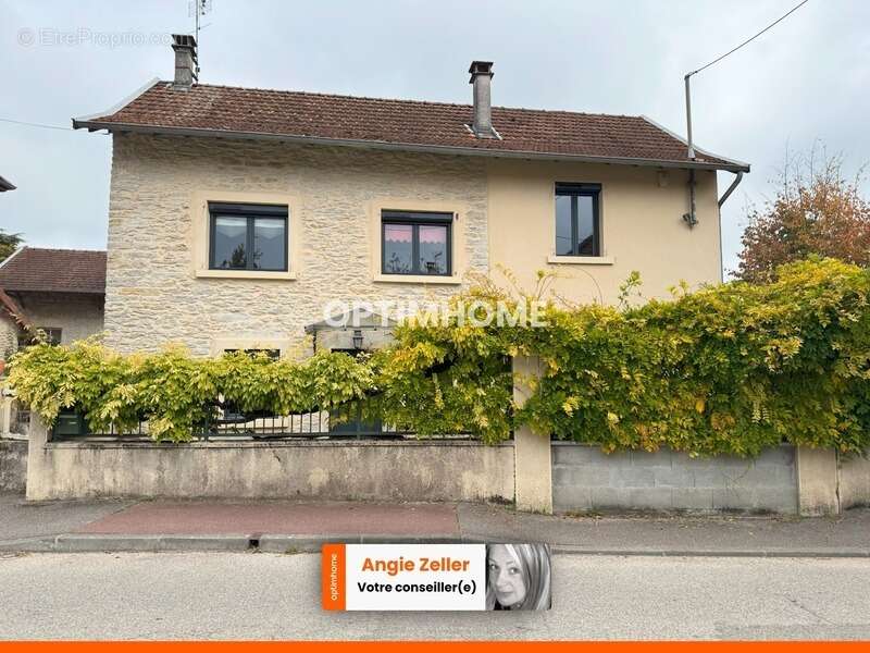 Maison à OPTEVOZ