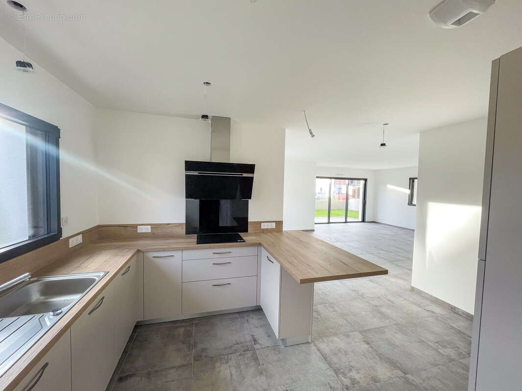 Maison à SAINT-DIVY