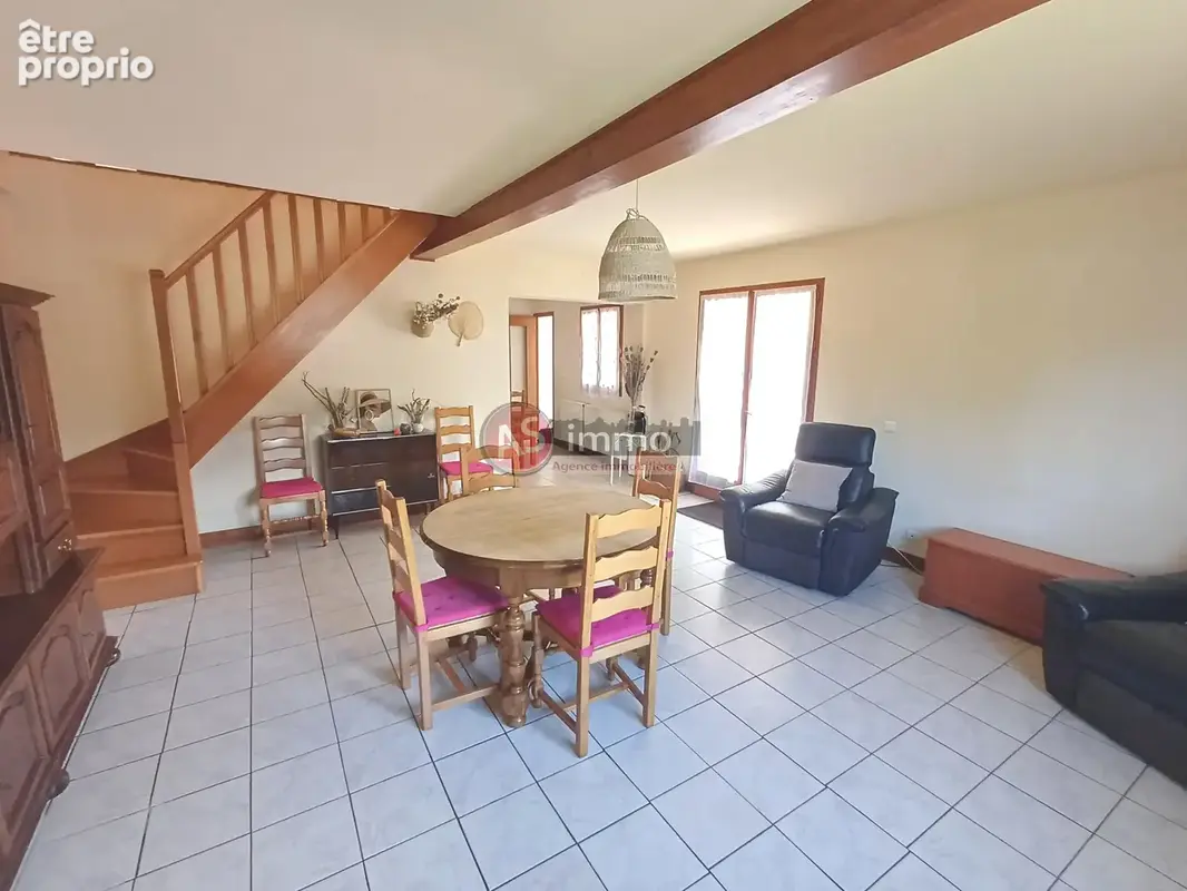Belle Maison de Village implantée dans un écrin de Verdure - photo 2