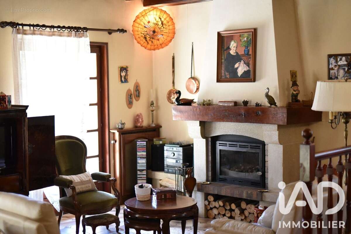 Photo 5 - Maison à ROCHE-LA-MOLIERE