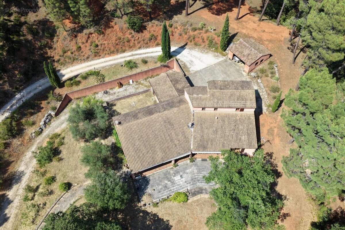 Maison à ROUSSILLON