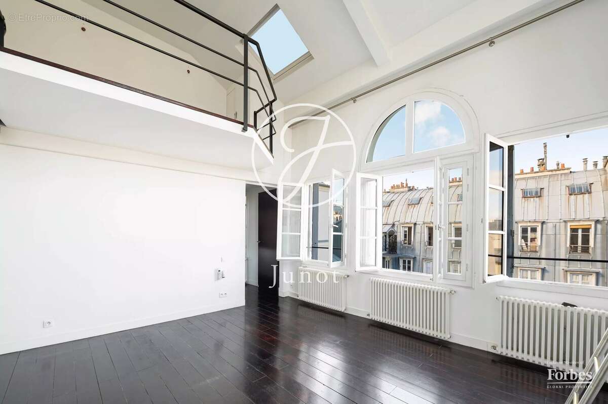 Appartement à PARIS-6E