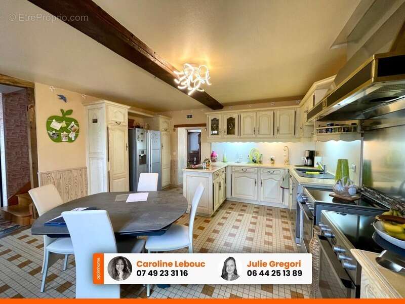 Maison à LE MELE-SUR-SARTHE