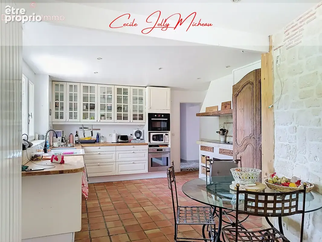 Maison 8 pièces 245 m² à vendre à Saint-Savin (33920) - photo 34