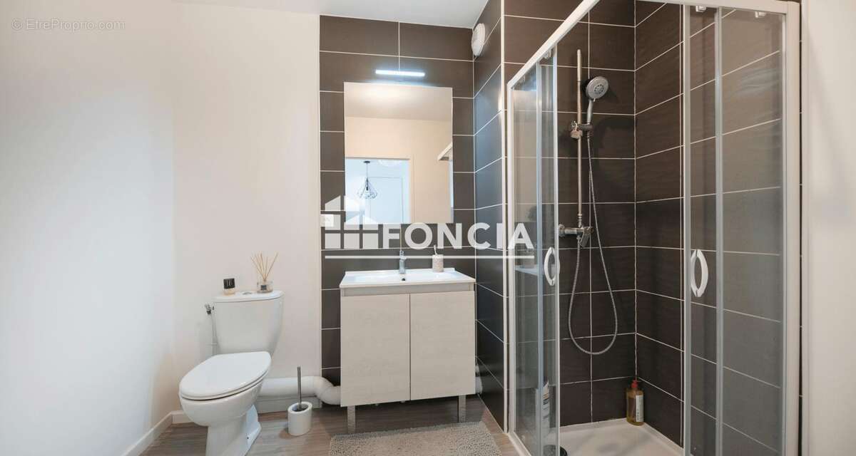 Appartement à SAINT-JEAN-DE-BRAYE