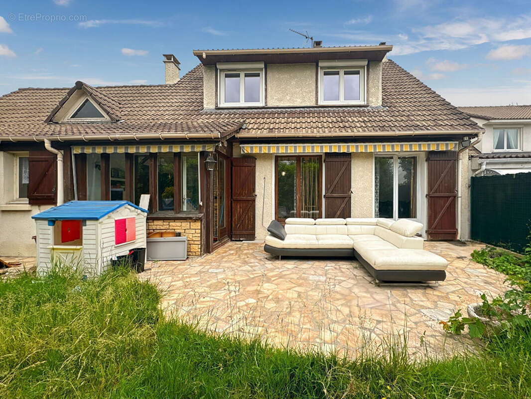 Maison à MANTES-LA-VILLE