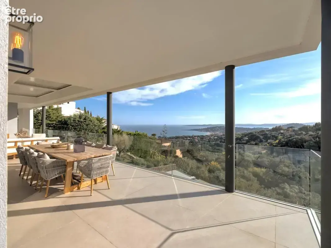 Sainte Maxime - Nartelle - Villa contemporaine d’exception – Vue mer panoramique - photo 5