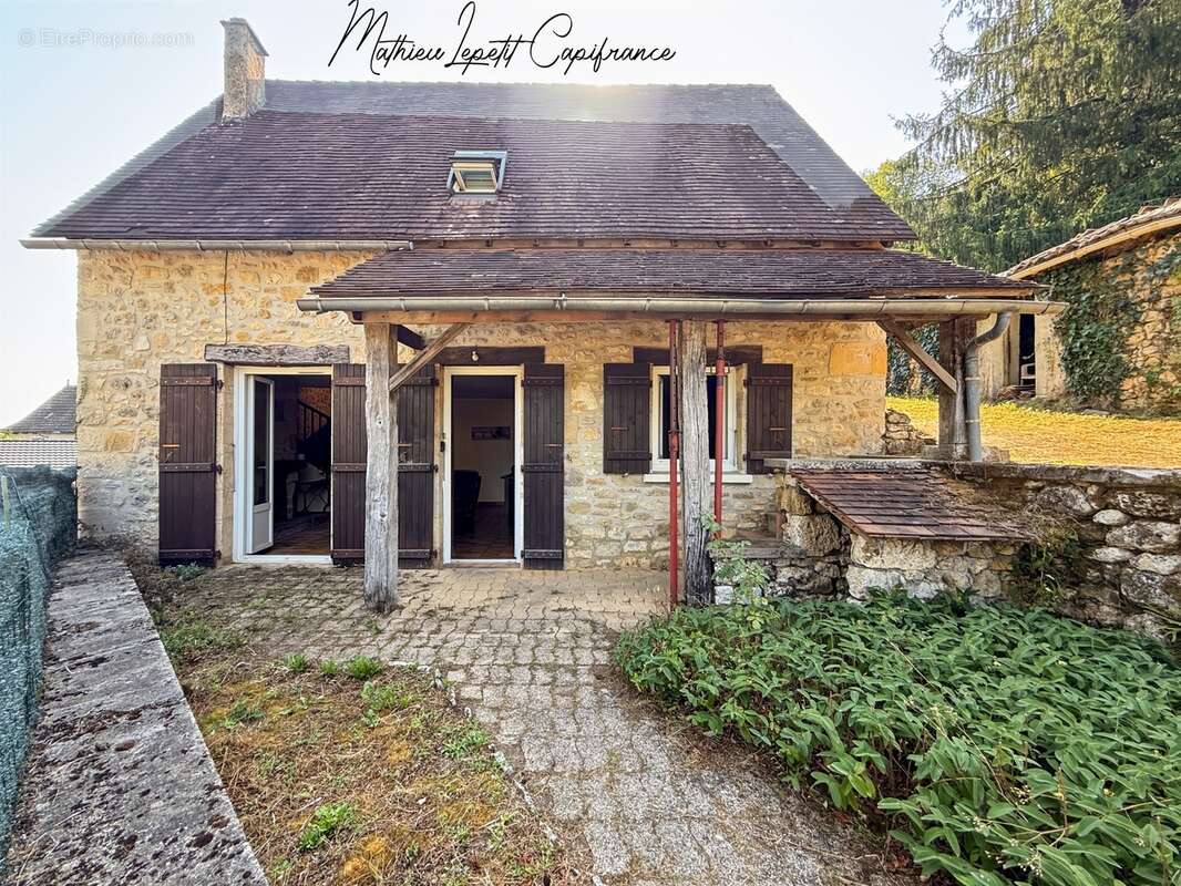 Maison en pierre apparente à vendre 3 pièces LA BACHELLERIE (24)  72 m² – 2 chambres – terrain 1744 M² - photo 12