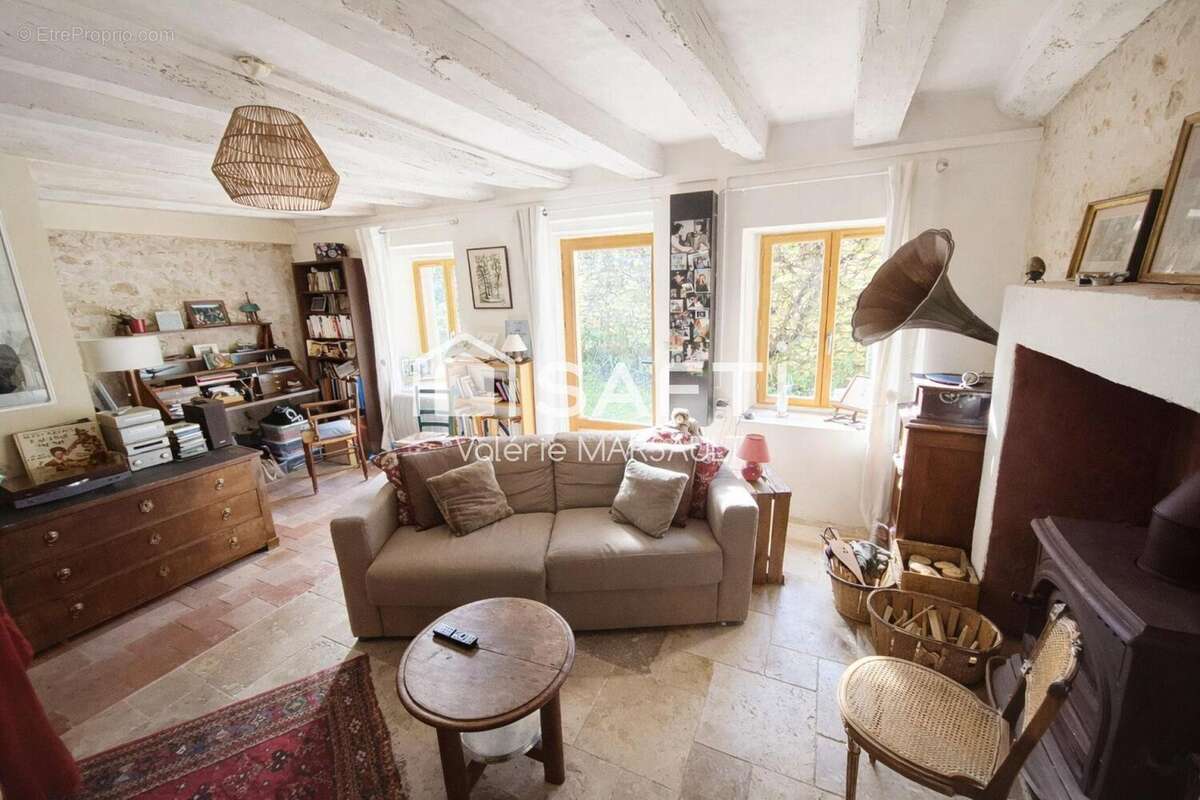 Photo 2 - Maison à LUYNES