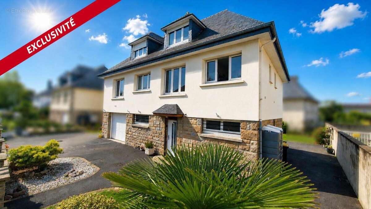 Maison à LE VIVIER-SUR-MER